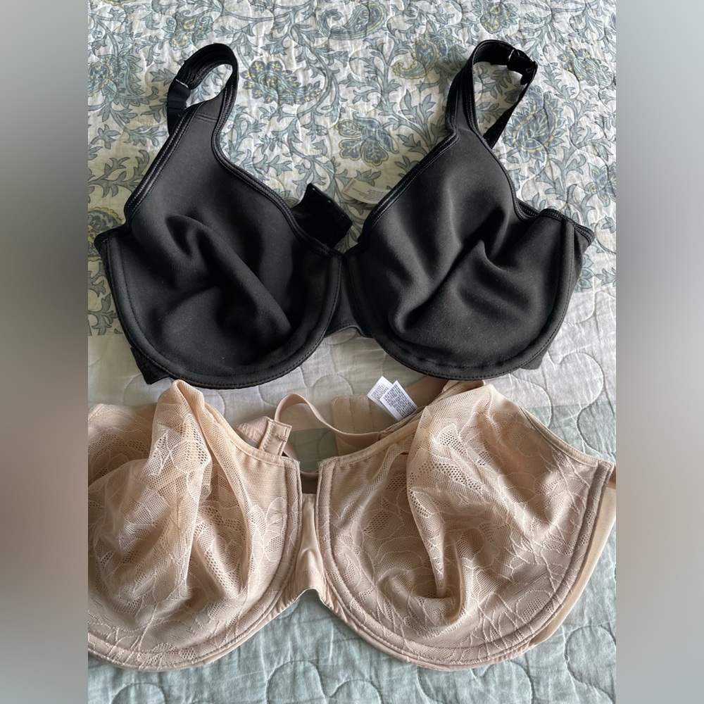 38DD bras-both in excellent condition Wacoal and Cacique